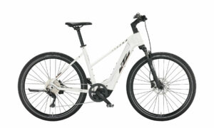 KTM MACINA CROSS 720 metallic white (black+orange) 2022 28"; 750 Wh Trapez