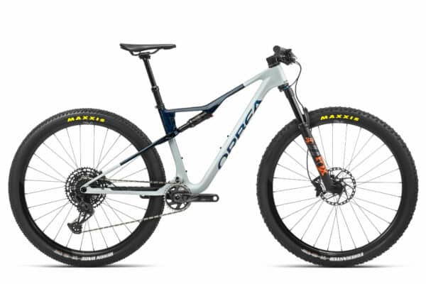 Orbea OIZ M20 Halo Silver-Blue Carbon View (Gloss) 2023 29"; Diamant